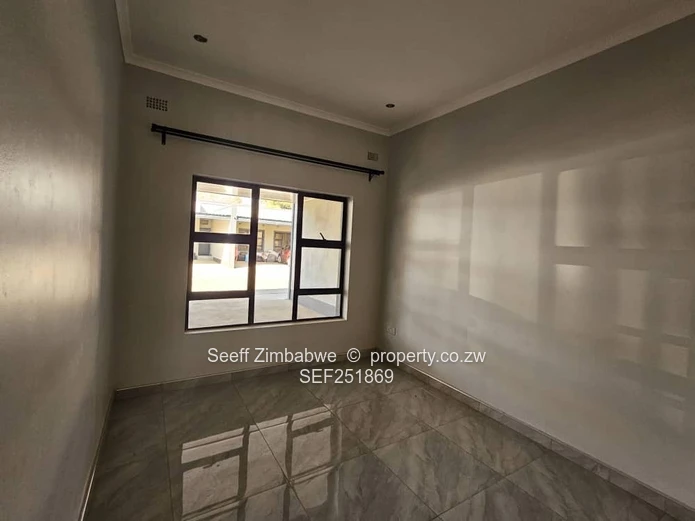 EXCLUSIVE CLUSTER LIVING In STRATHAVEN: 3-BEDROOM