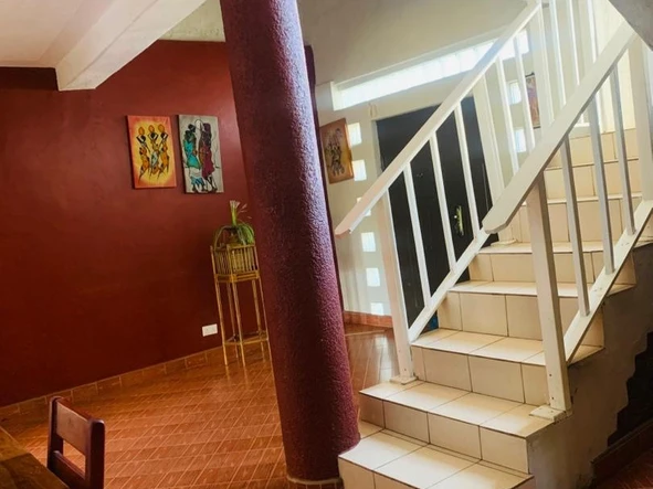 6 Bedroom House