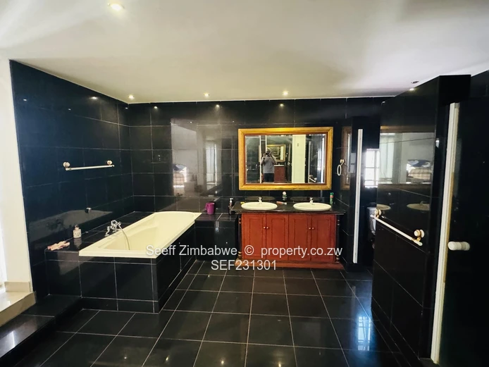 Luxury And Modern 3 Bed Duplex Villa In Avondale (Sole Mandate)