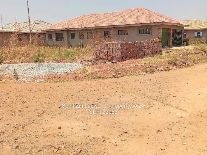 4 Bed Shell House For sale-Glaudina
