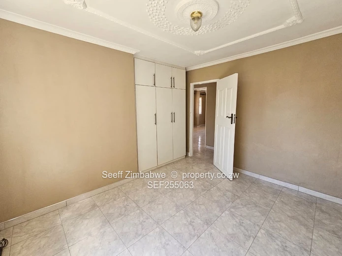 Cozy 2-Bed Braeside Cottage with Full Utility Backup