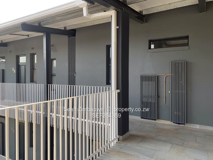 2 Bedroom Flat/Apartment for Sale in Vainona