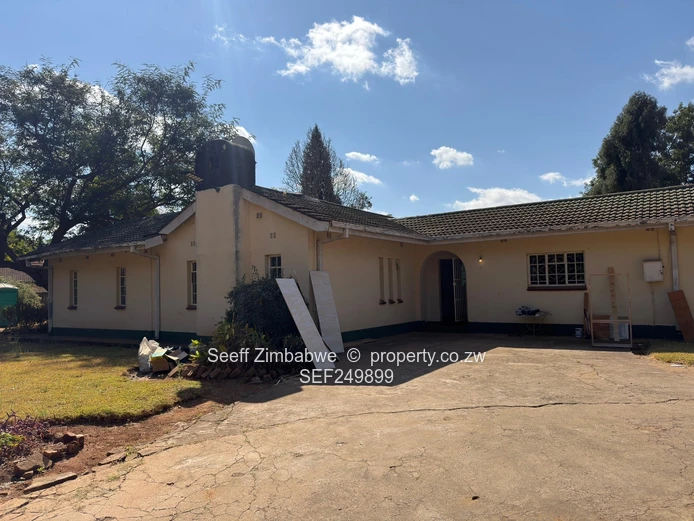 Charming & Secure 4-Bedroom Family Home in Bluffhill