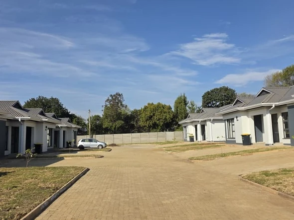 3 Bedroom Garden Flat