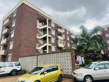 Spacious 2-Bedroom Flat with Borehole in Avenues, Harare CBD