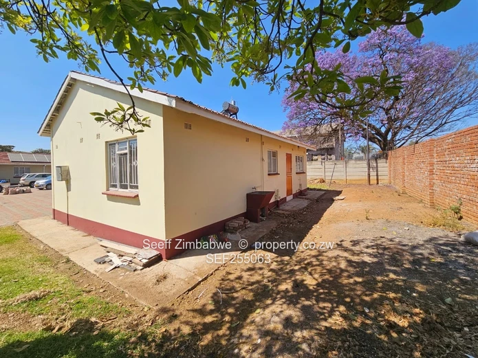 Cozy 2-Bed Braeside Cottage with Full Utility Backup