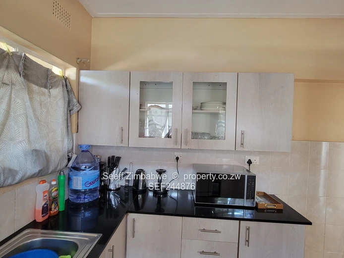 2-Bed Flat For Sale - The Avenues