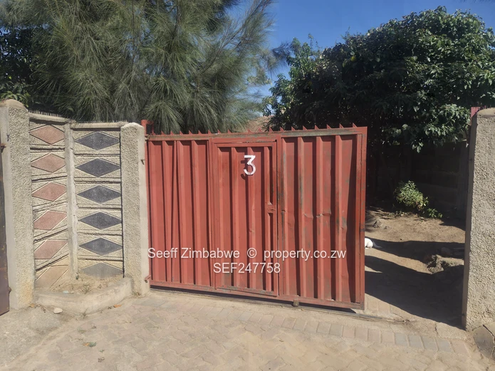 Msasa 3-Bed Home with Built-in Wardrobes & Garden