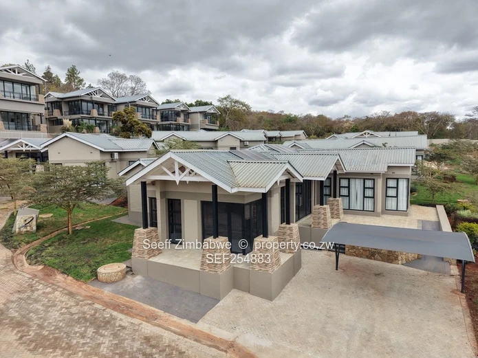 Elegant 3-Bedroom All-Ensuite Residence | Glen Lorne