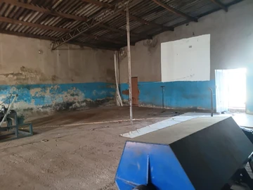 Warehouse & Factory