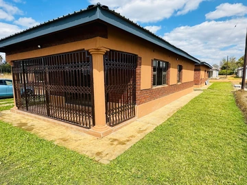3 Bedroom Garden Flat
