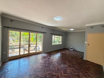 3 Bedroom Flat & Apartment