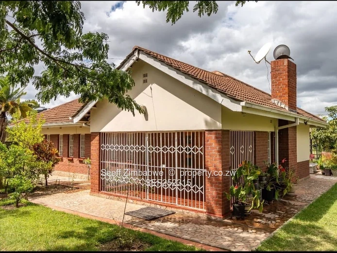 Prime 1-Acre Investment & Residential Gem in Parktown, Waterfalls!