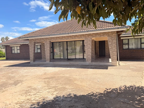5 Bedroom House