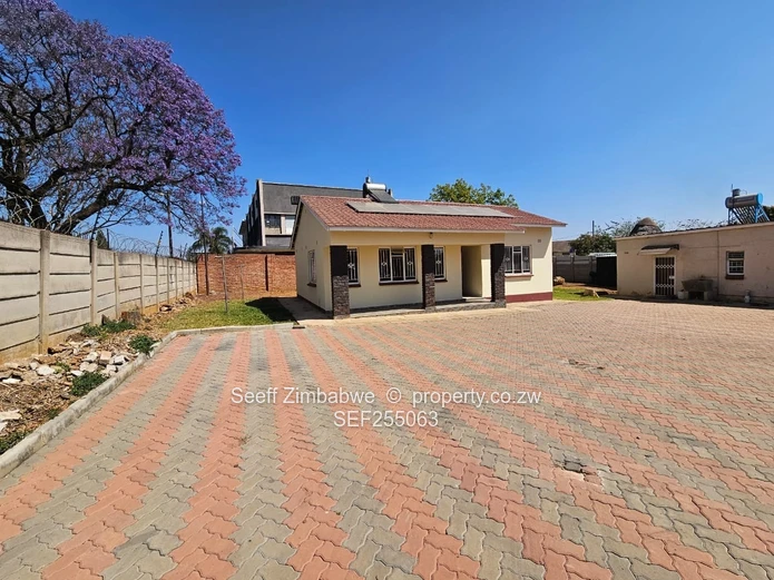 Cozy 2-Bed Braeside Cottage with Full Utility Backup