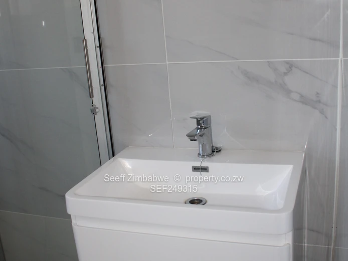 Newly built 4-bed garden flat in Glen Lorne — secure, modern and move-in ready