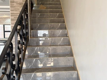 3 Bedroom Flat & Apartment