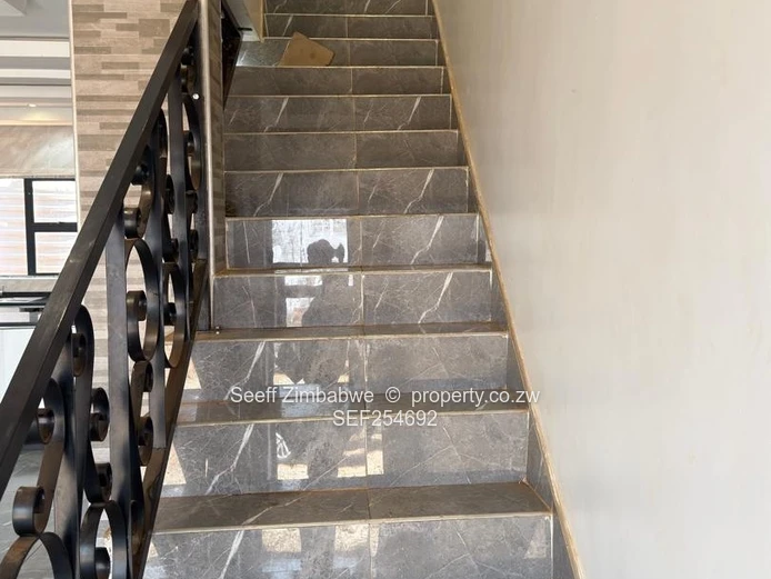 Rainham Park Flat To Rent