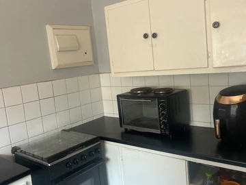 2 Bedroom Garden Flat