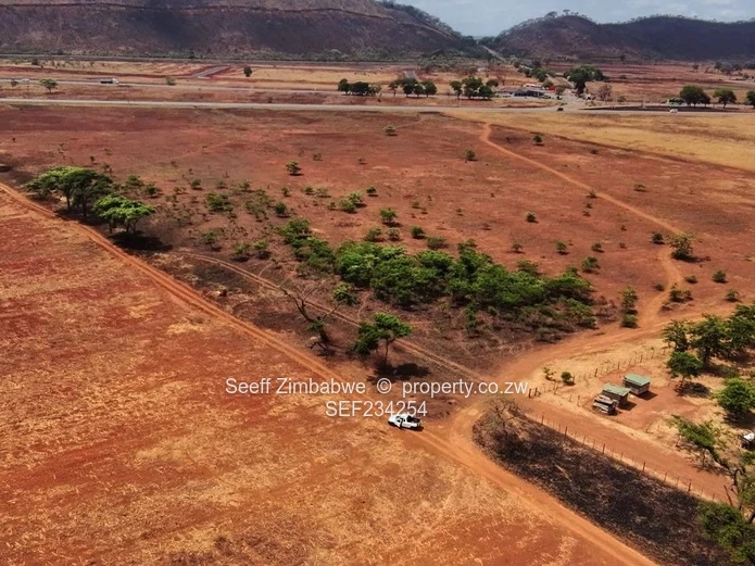  10-Hectares Kintyre Estate Plot With Harare/Bulawayo Rd Frontage With Full Clean Tittle Deeds (Sole Mandate)