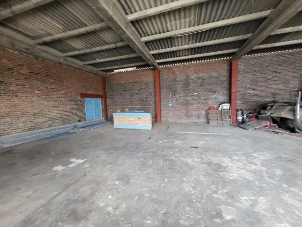 Warehouse & Factory