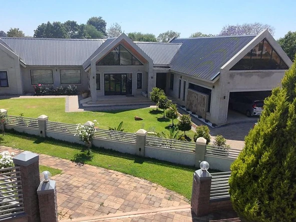 4 Bedroom House