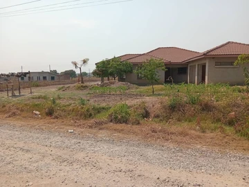 6 Bedroom House