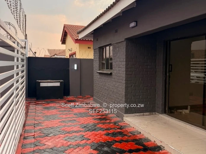 Newly Built House for sale in Aspindale park 