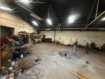 Warehouse & Factory
