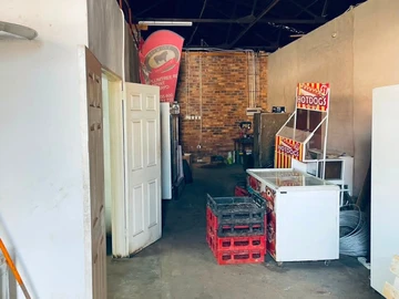 Warehouse & Factory