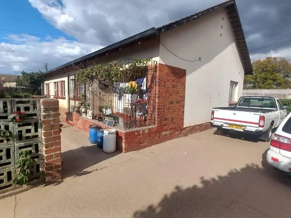 Braeside Home For Sale!