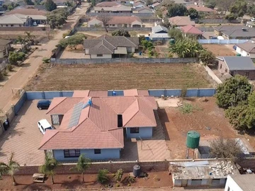 6 Bedroom House