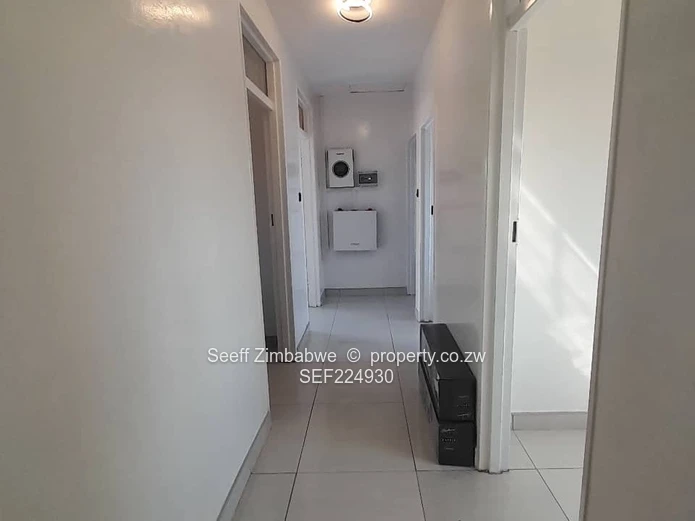 Townhouse for Sale in Queenspark.