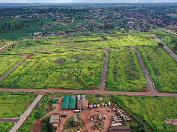 Commercial & Industrial Land