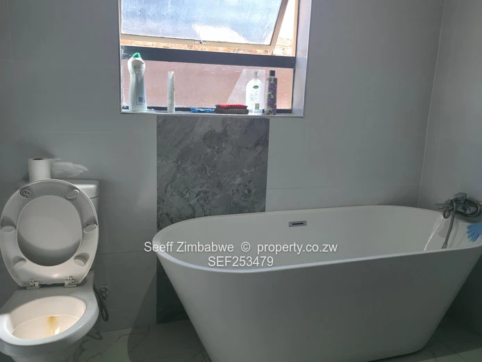 Arlington 4-Bed Single-Storey Townhouse w/ Borehole