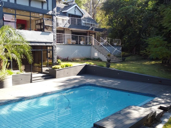 5 Bedroom House