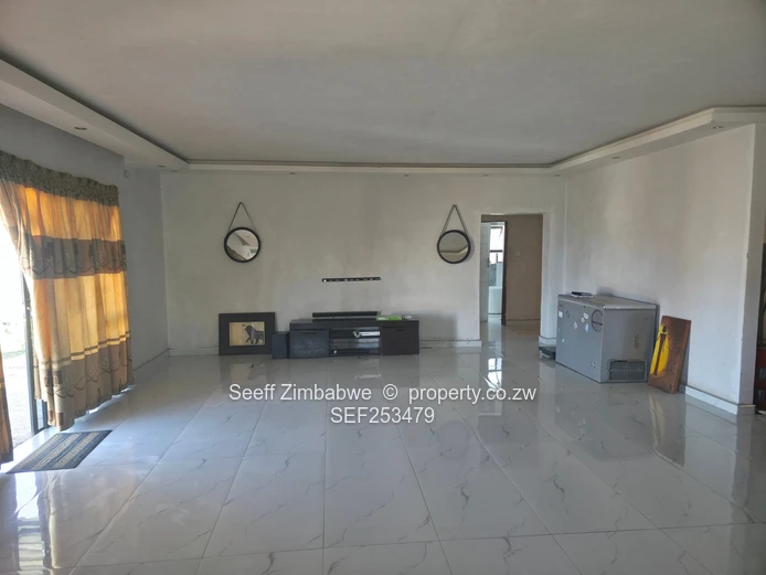 Arlington 4-Bed Single-Storey Townhouse w/ Borehole