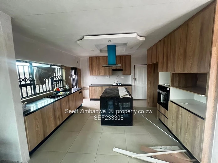Modern 4-Bedroom Family Home