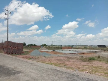 Stands & Residential Land