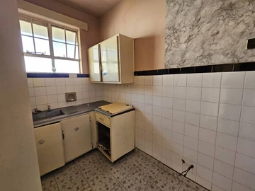 Flat & Apartment