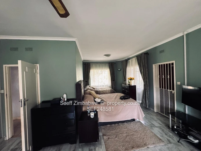 Prime Rolf Valley: Massive 7-Bedroom Property with High-Yield Potential