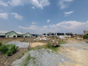 Stands & Residential Land