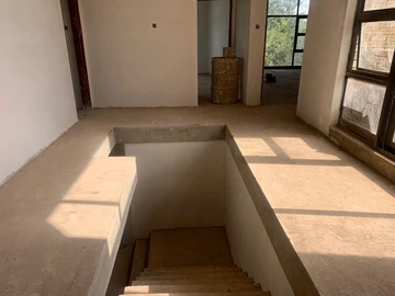 7 Bedroom House
