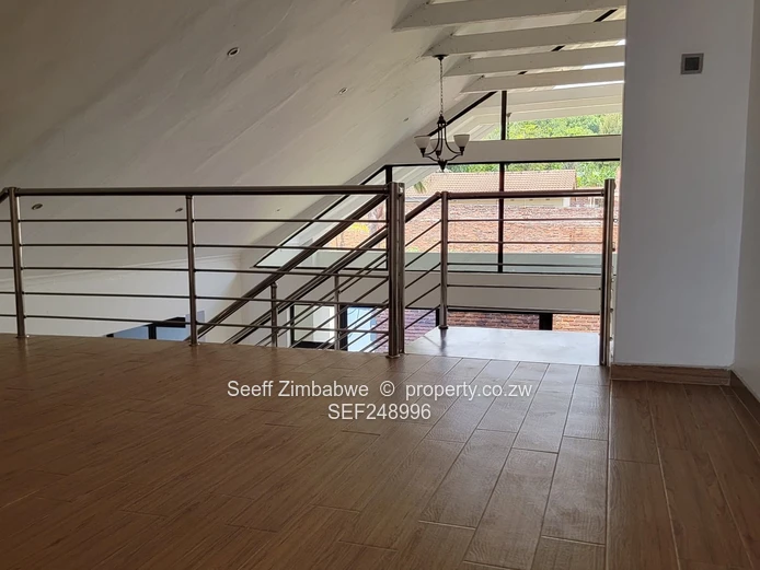 Modern 3-Bed Cluster Home — Private Garden, Pool, Gym, Close to Reekworth School