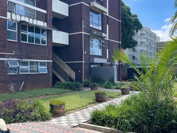 Flat & Apartment