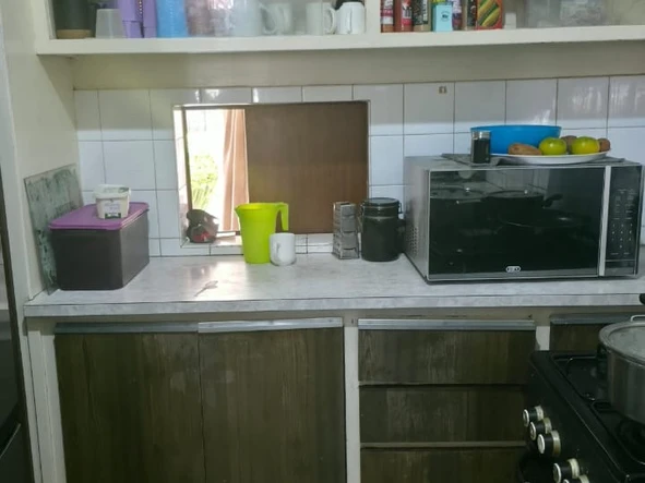 2 Bedroom Flat & Apartment