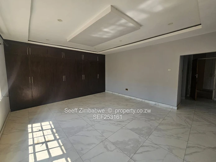 Spacious 4-Bedroom Home With Solar & Borehole In Zimre Park