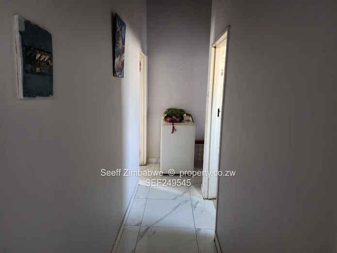 Prestigious Windmill Lane: Premier 2825 sqm Subdivision Stand with Income Cottage