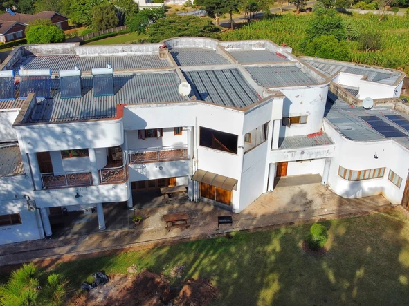 8 Bedroom House