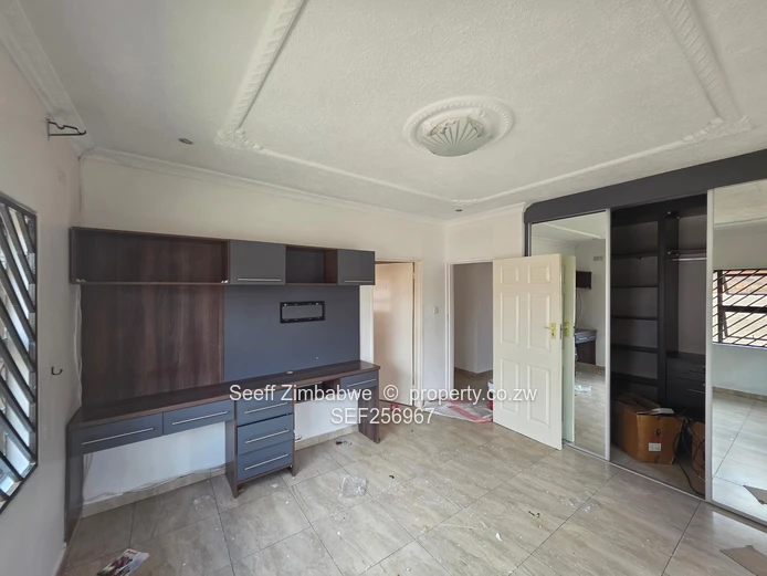 Madokero modern and secure 3 bedroom house